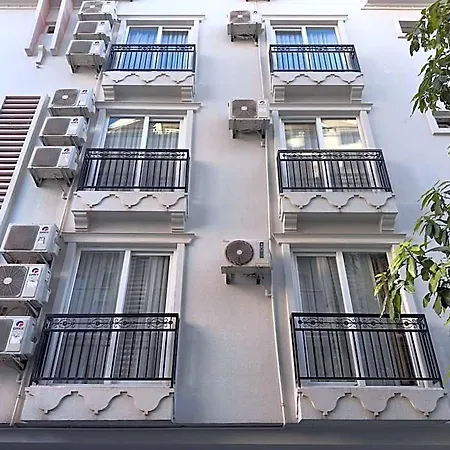 Hotel Mandalin